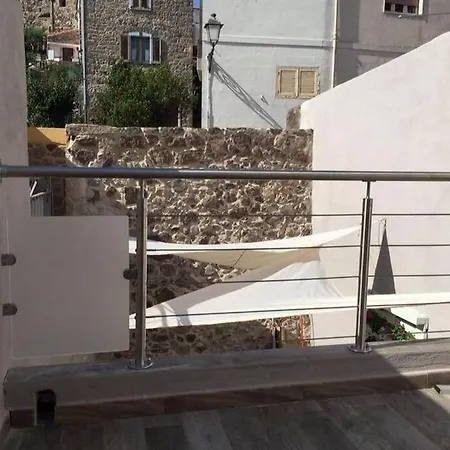 Antico E Moderno Con Design * SantʼAntìoco