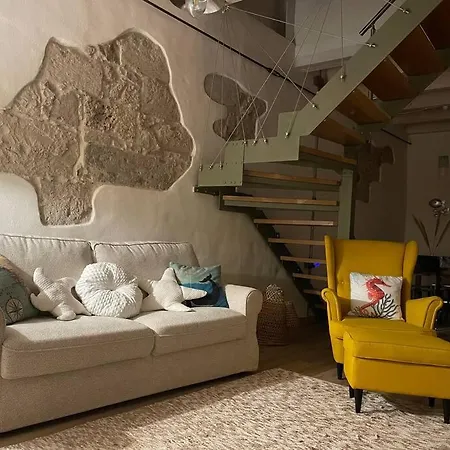 Antico E Moderno Con Design Dom wakacyjny